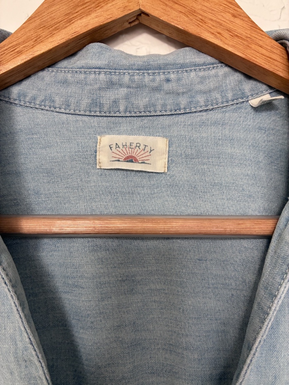 Faherty Tried & True Chambray Oakley Dress Medium View 6